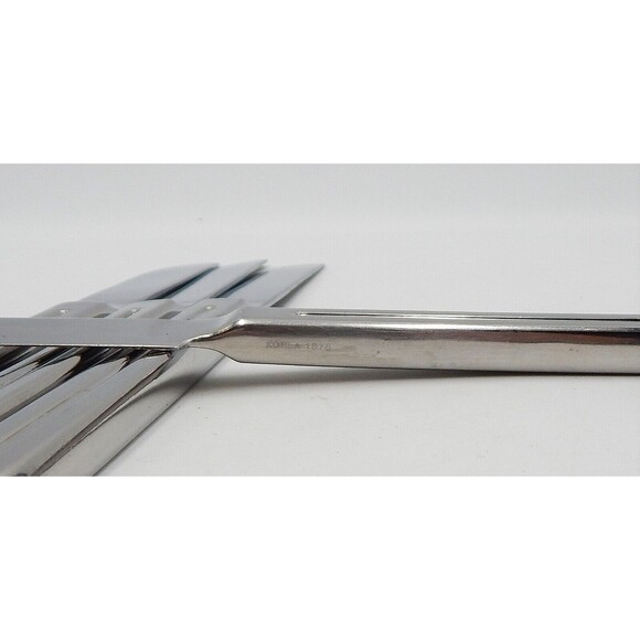 Retroneu INFINITE Stainless Dinner Knives Serrated 18/8 Korea Glossy Flatware S4 - Picture 9 of 9